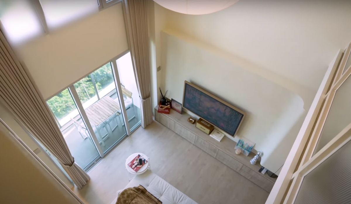 Carrie Wong gives tour of new minimalist resort-themed loft condo that she has yet to move into