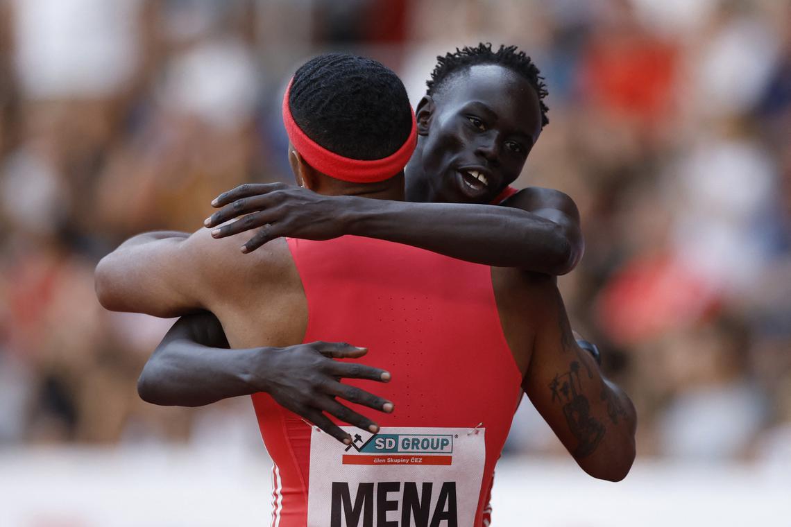 Australian teen sensation Gout betters his own 200m national record
