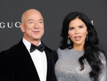 8 Celebrities Who Called Out Jeff Bezos & Lauren Sanchez’s $50 Million Wedding