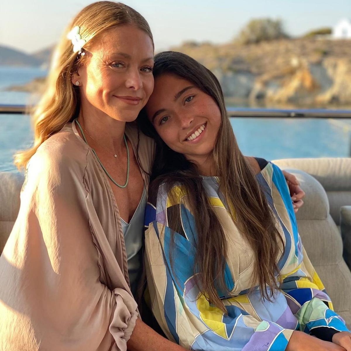 How Kelly Ripa Feels About Lola Consuelos’ Boyfriend Cassius Kidston