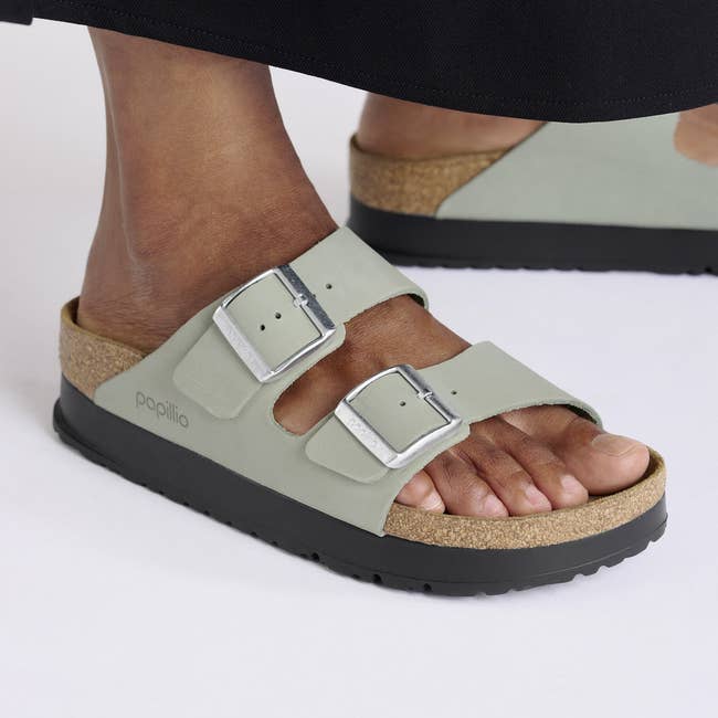 19 Platform Sandals For A Little Height Without Sacrificing Comfort