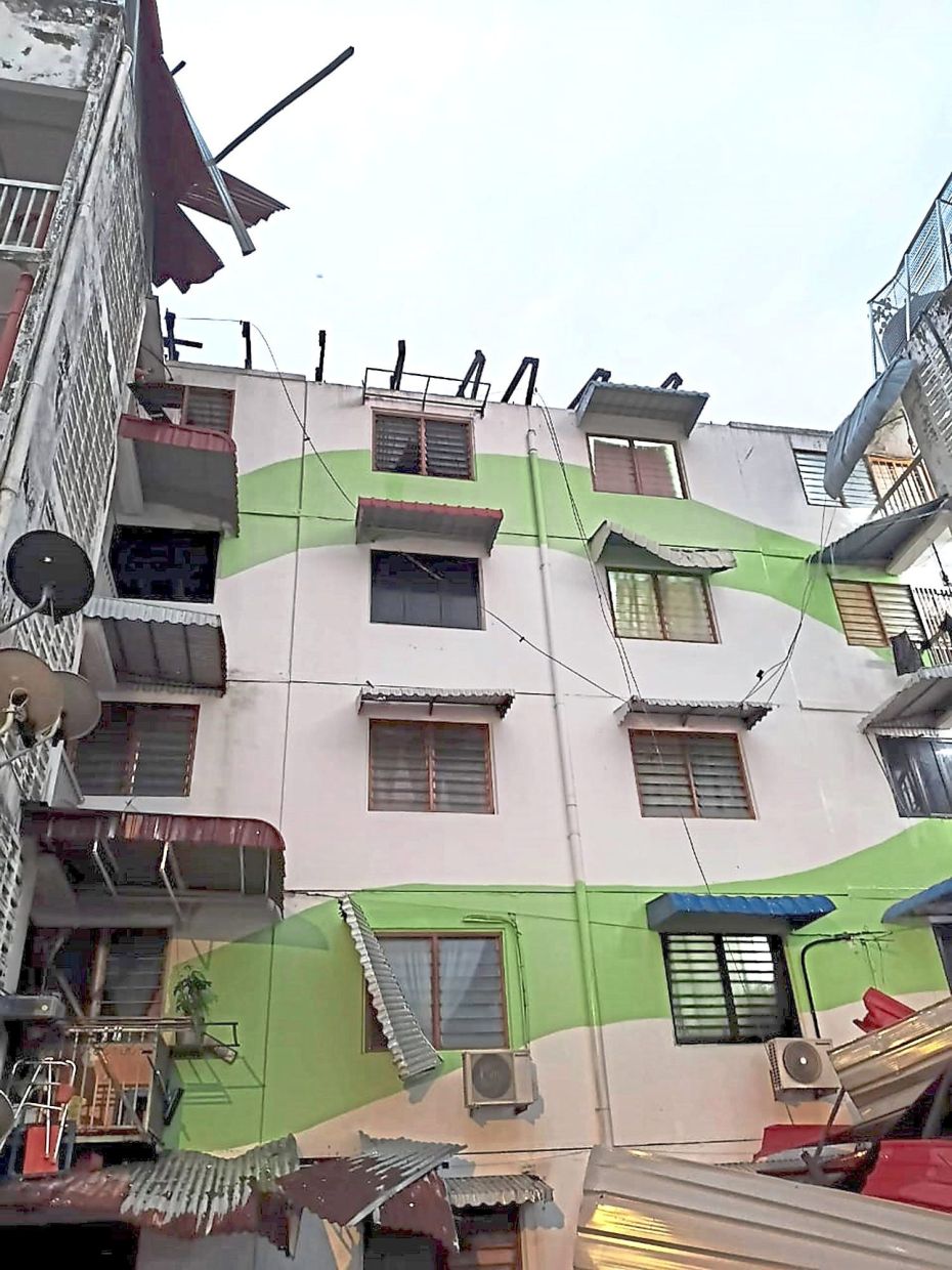 Storm causes damage in Penang, Kedah
