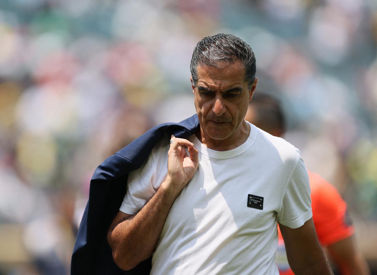 Botafogo sack manager Paiva after Club World Cup exit