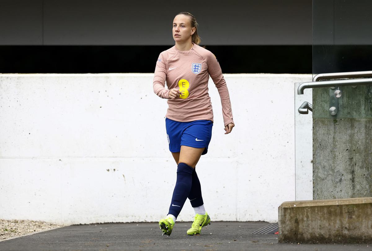 England's Mead says no football talk with Dutch partner Miedema ahead of Euros clash