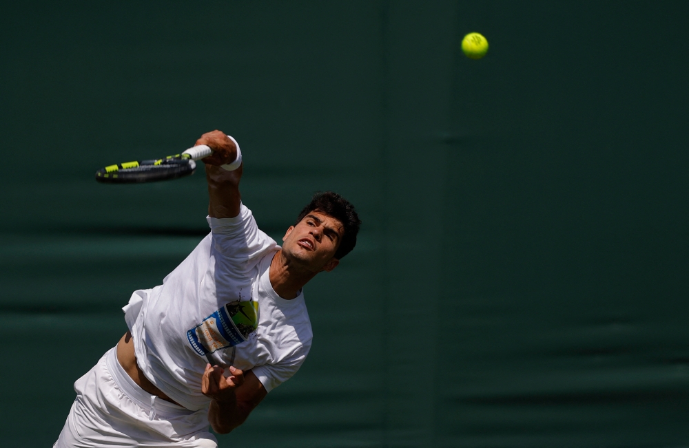 Alcaraz eyes Wimbledon hat-trick, Sabalenka seeks redemption as Grand Slam begins