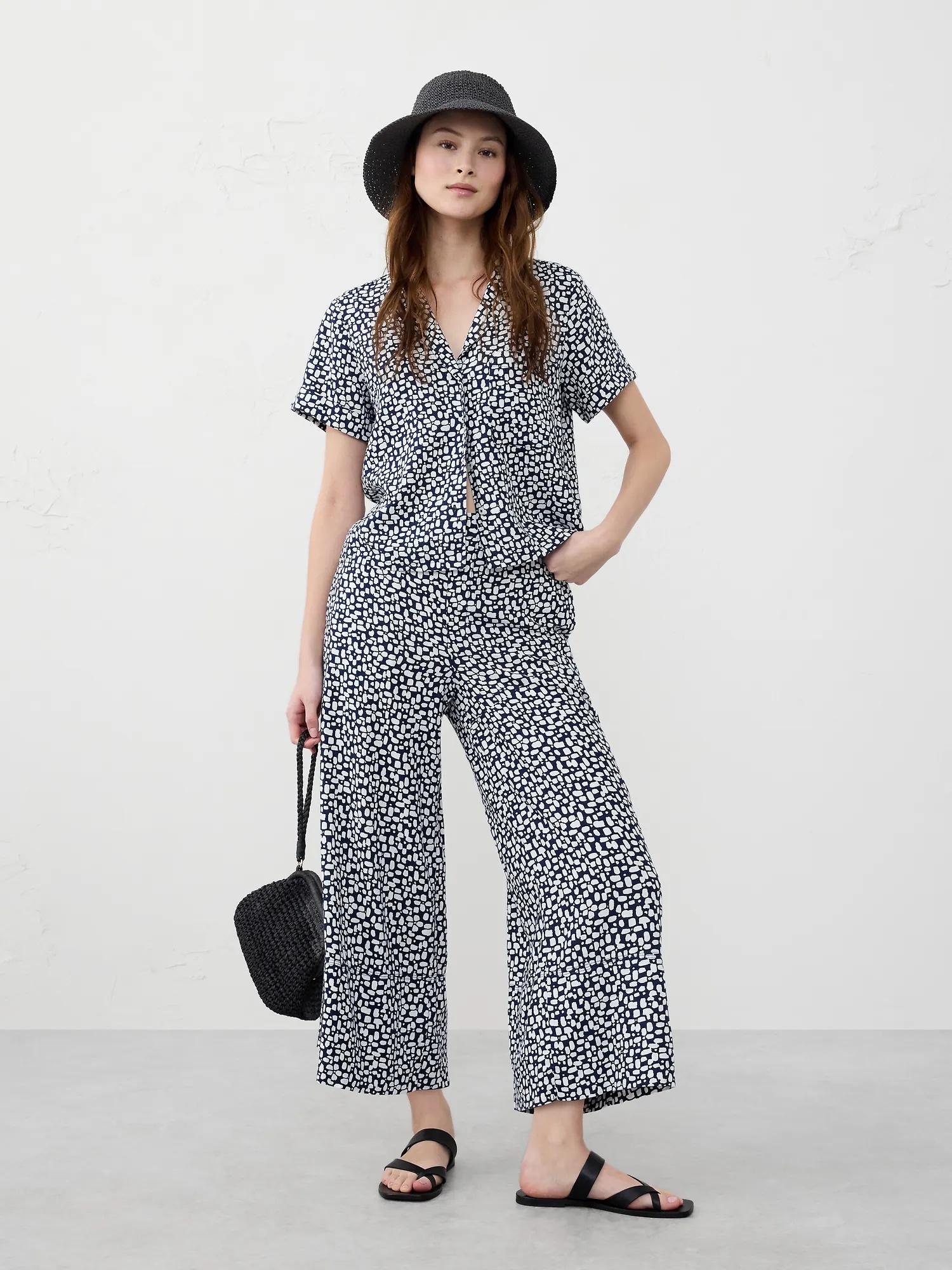Banana Republic Factory's Fourth Of July Sale Is Here With Up To 70% Off (Plus An Extra 20%)