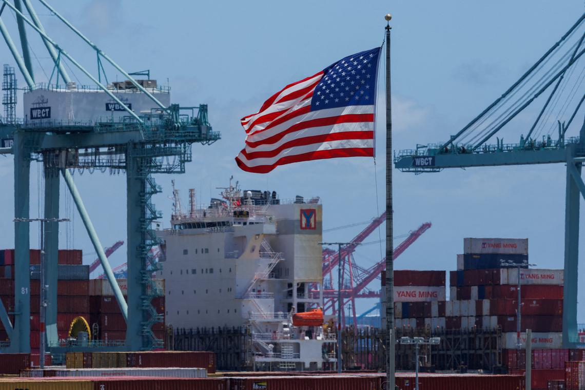 Trump announces Vietnam trade deal with 20% import tariff