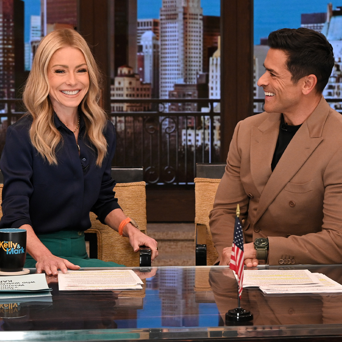 Kelly Ripa Jokes She's Not "Getting Naked Again" If She Ever Split From Mark Consuelos