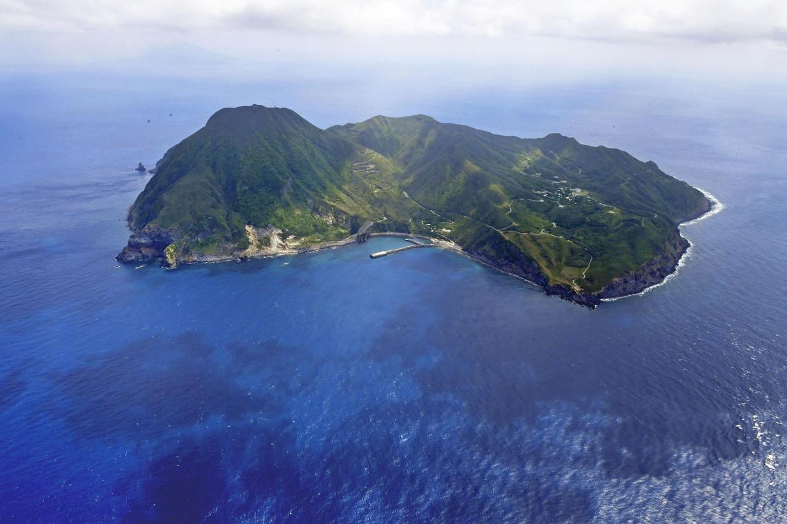 Magnitude 5.4 quake shakes south-western Japan islands as tremblers continue