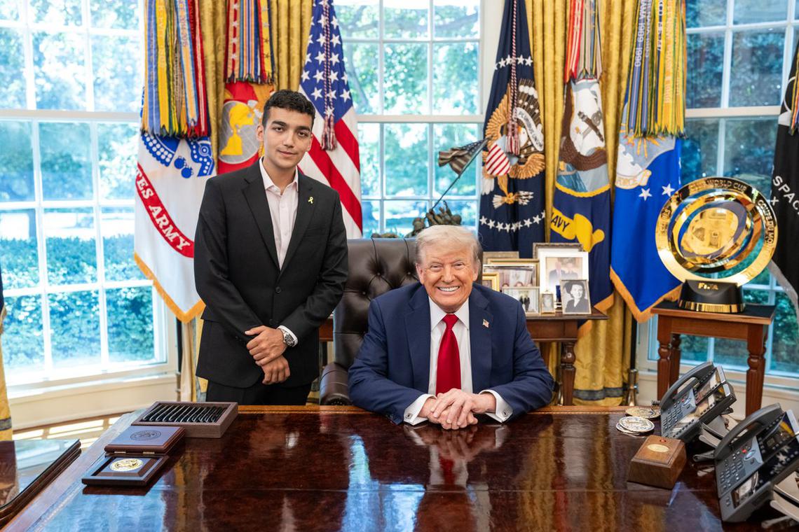 Trump welcomes Edan Alexander, former Hamas hostage, to White House