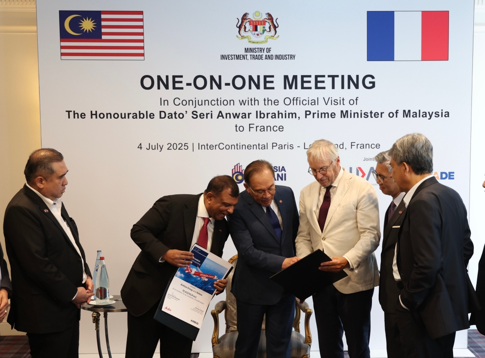 Anwar’s France visit yields RM4b in investment potential for Malaysia, RM675m in exports, says Miti