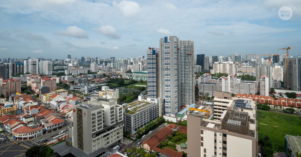 Eligible Singaporeans to receive up to $850 cash, $450 MediSave top-ups in August