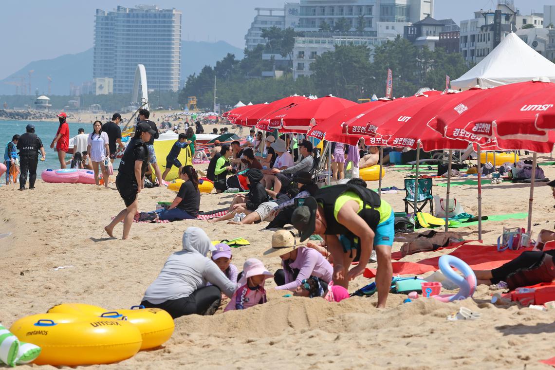 Record July temperatures as South Korea grapples with heatwave