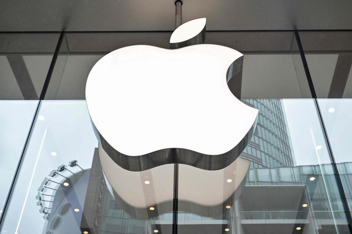 Apple’s chief operating officer to retire in major changing of guard