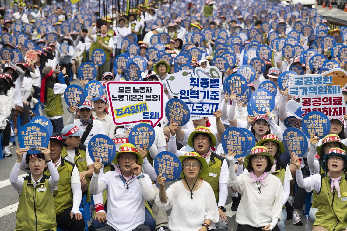 South Korean PM says medical students’ decision to return to school a ‘big step forward’