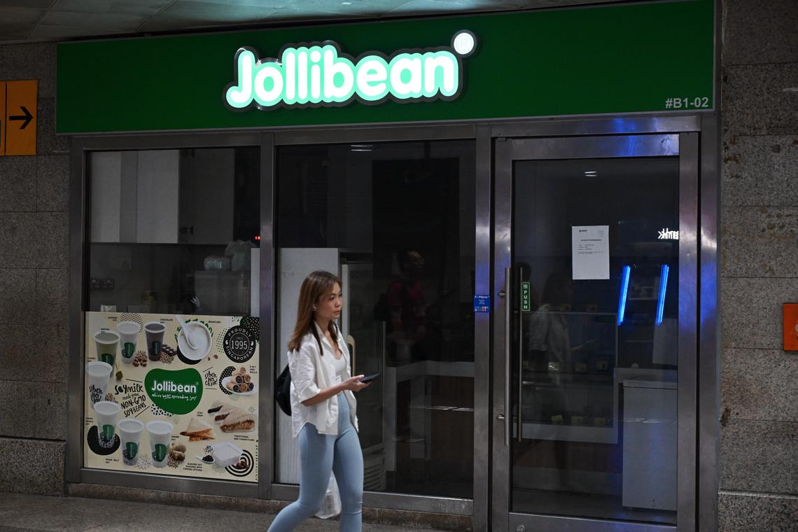 29 Jollibean workers get help from MOM, other agencies, over unpaid salaries