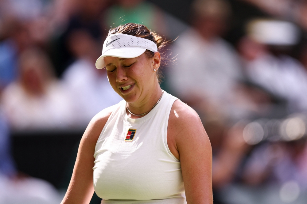 ‘Frozen by nerves’: Anisimova admits exhaustion, nerves after brutal Wimbledon final loss to Swiatek