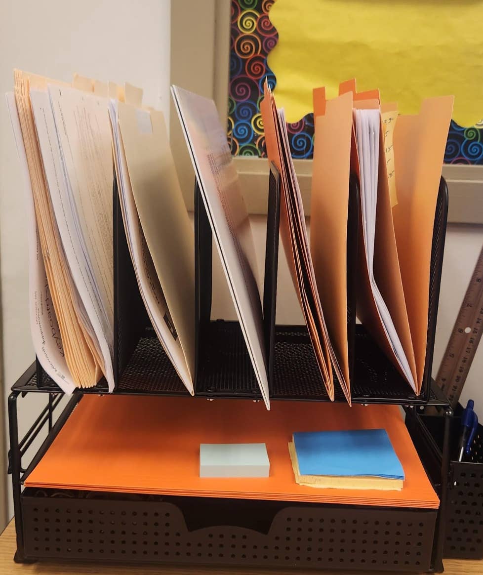 23 Office Organization Products That Will Make Your Desk Actually Look Like A Place Of Work