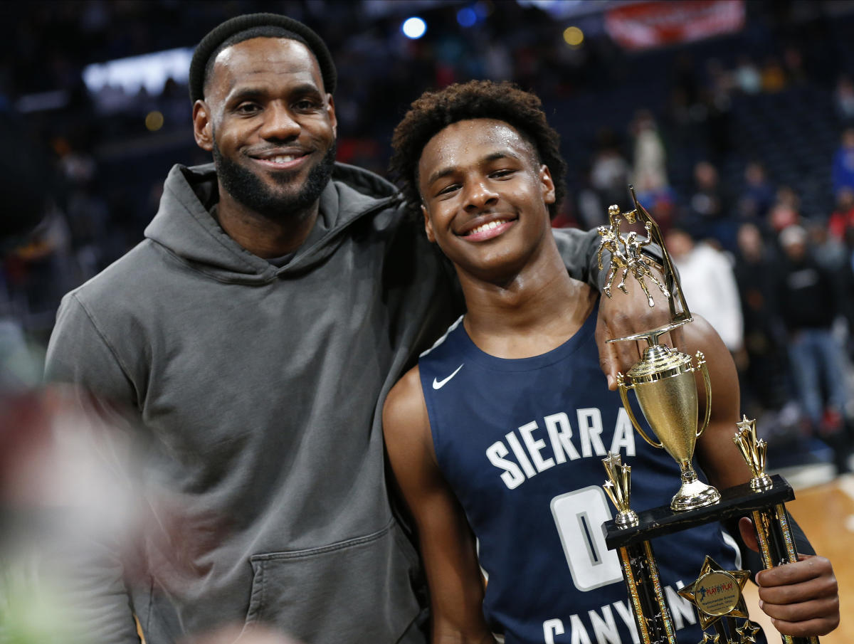 Bronny James, LeBron's son, joins pro esports organization