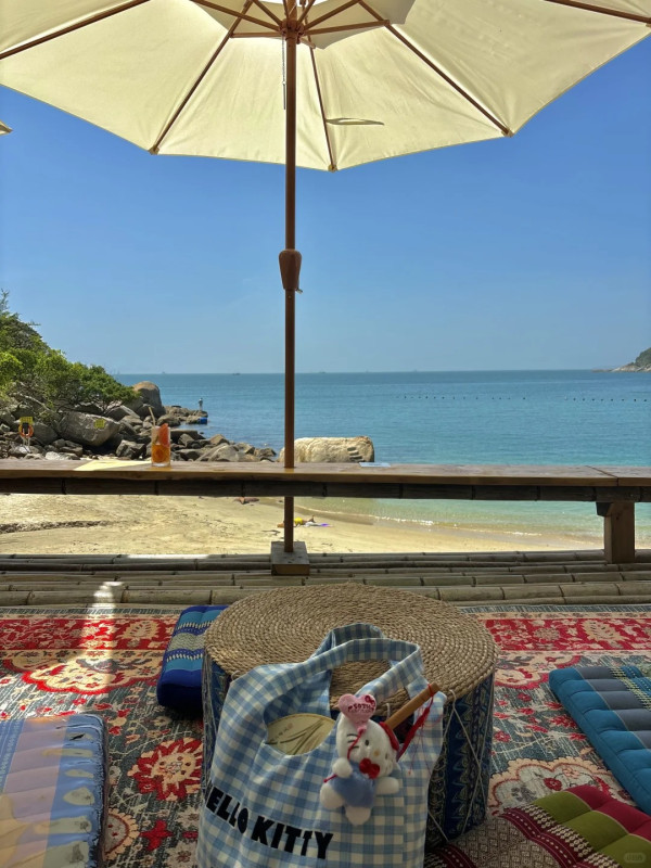 深圳悬崖海景隐世Cafe！望清澈玻璃海叹咖啡忘却烦嚣