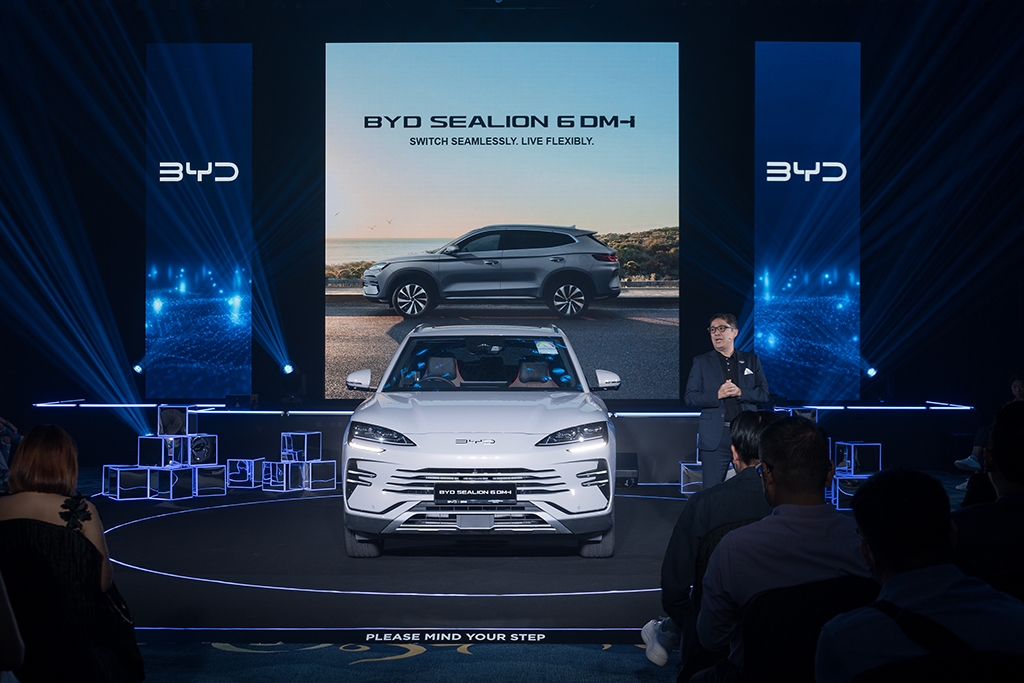 BYD Sealion 6 rolls into Singapore