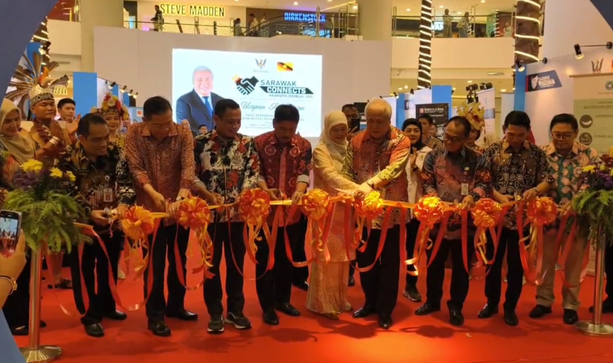 Sarawak Connects Fair launched in Balikpapan to boost regional ties