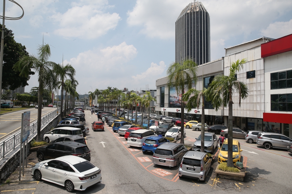 Petaling Jaya council backs Selangor’s parking privatisation with conditions
