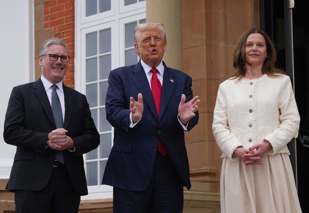 Donald Trump mocked as bagpipes drown him out in front of Keir Starmer