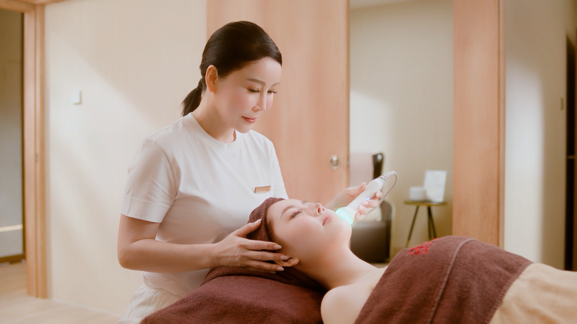 An Investment In Your Skin’s Health: 5 Reasons Why You’ll Love Bioskin’s WhiteGlow Firming Treatment