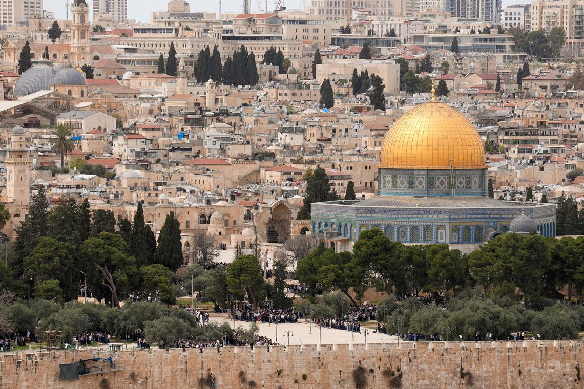 While You Were Sleeping: 5 stories you might have missed, Aug 4, 2025