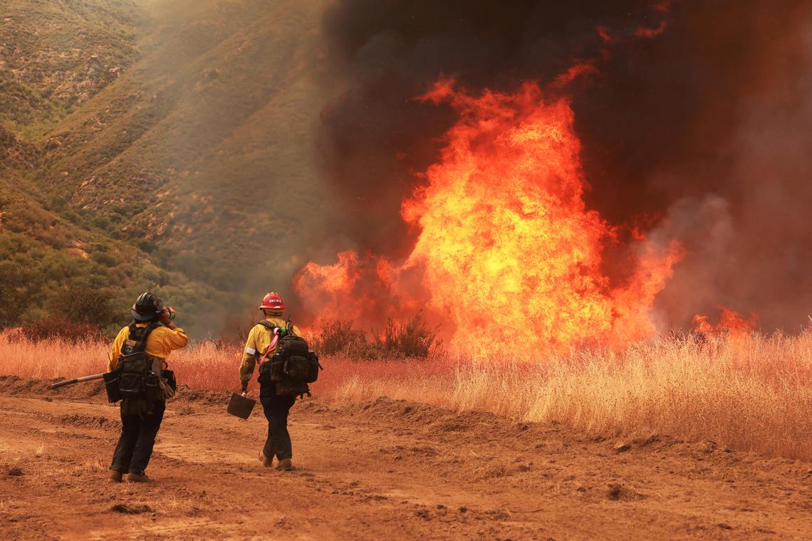 California wildfire forces evacuations in rural wine country