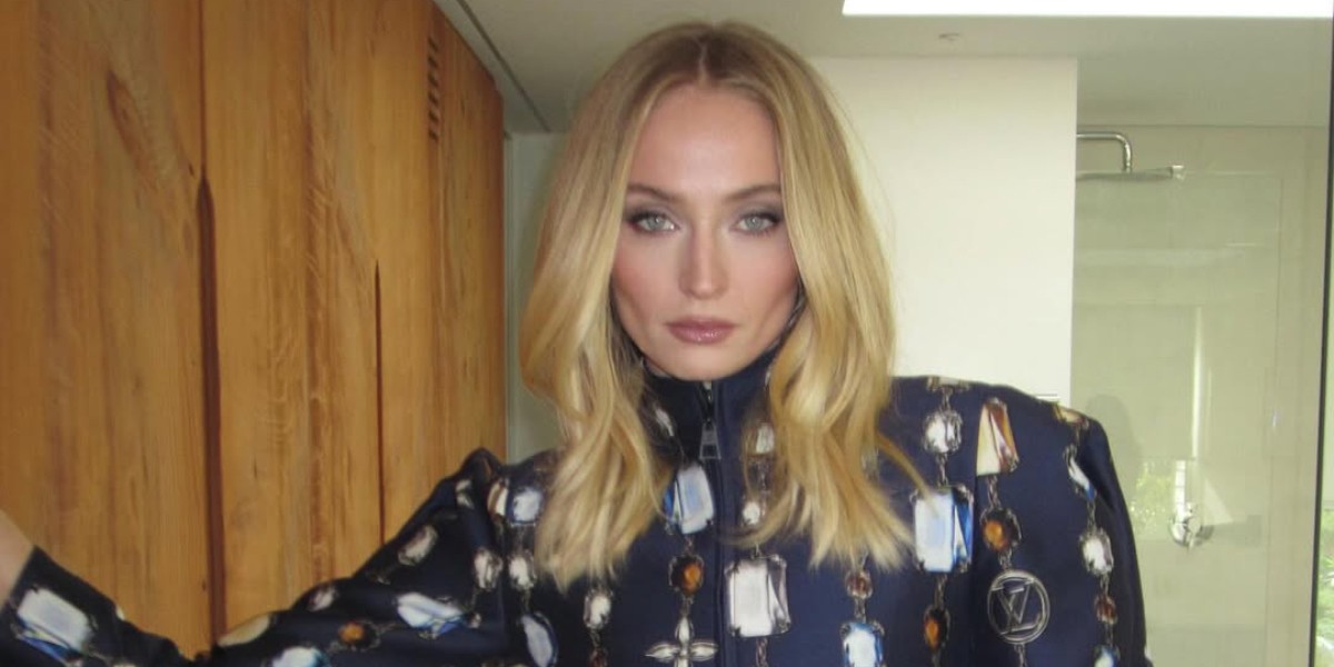 Sophie Turner says filming intimate scenes with Kit Harington in The Dreadful was 'vile'