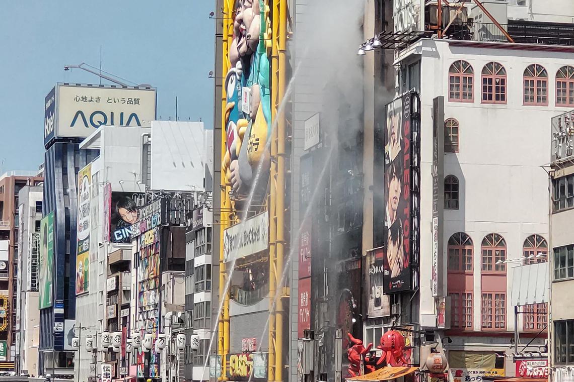 2 firefighters die in building fire at Osaka's Dotonbori tourist district