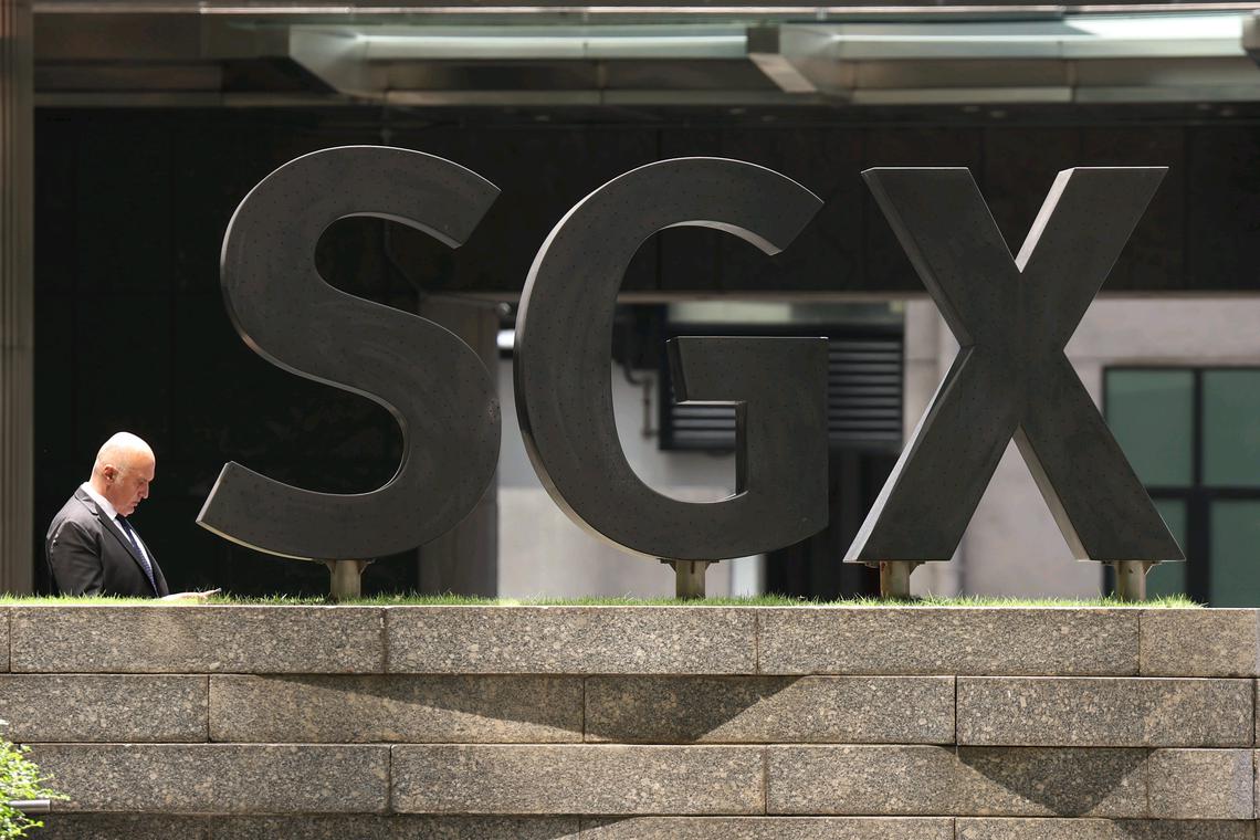 S’pore shares rise amid caution in regional markets, with Yangzijiang Shipbuilding leading gains
