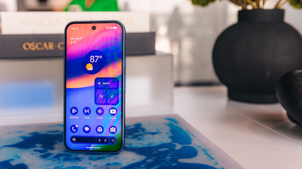 Google Pixel 10 vs. Samsung Galaxy S25: Which smartphone is right for you?