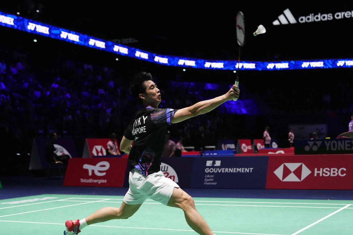 Loh Kean Yew and Yeo Jia Min make winning returns at badminton world championships
