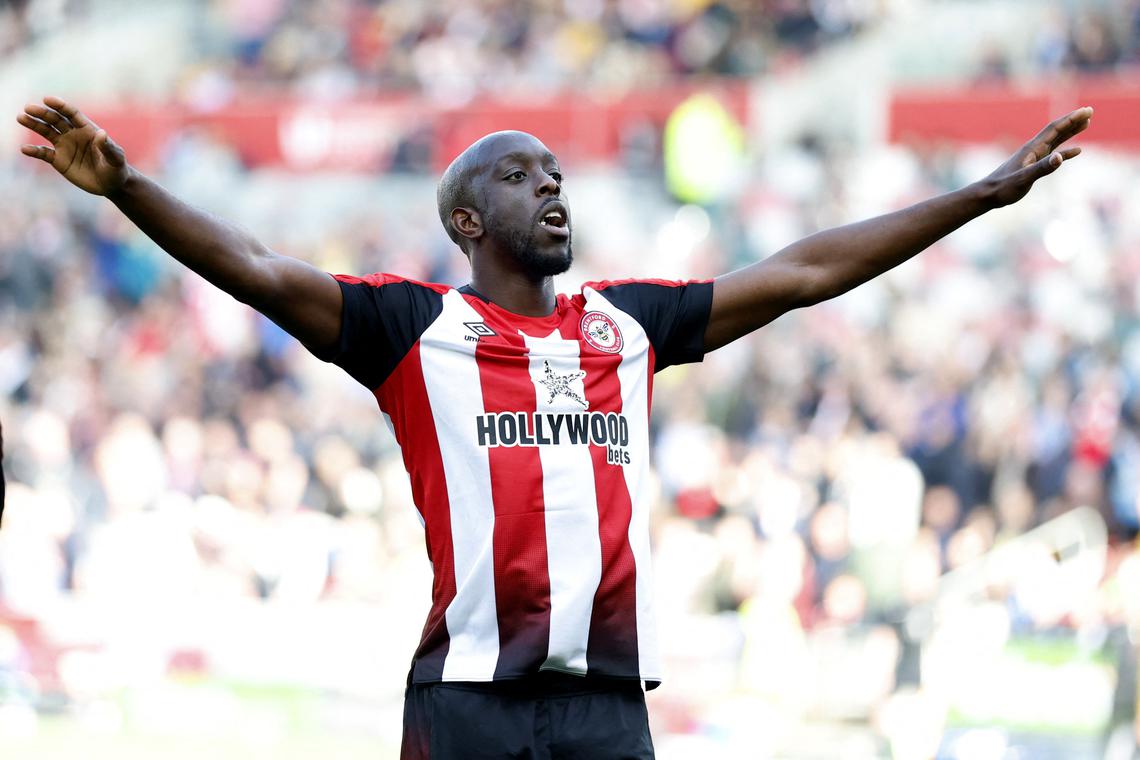 Newcastle sign Wissa from Brentford to replace Isak