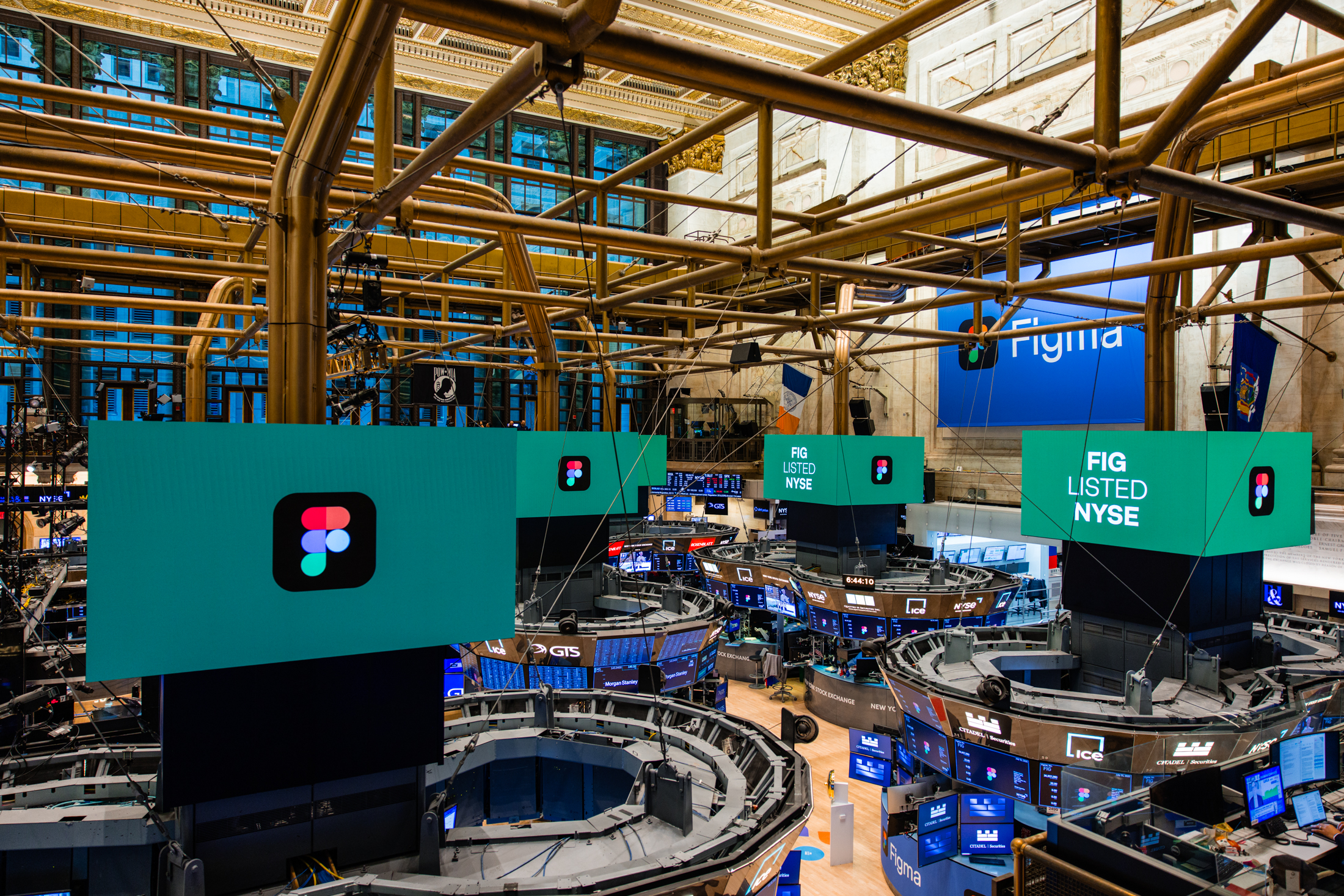 Figma shares sink 14% after first earning since IPO