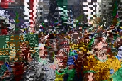 Bolsonaro supporters rally in Brazil as coup trial nears verdict