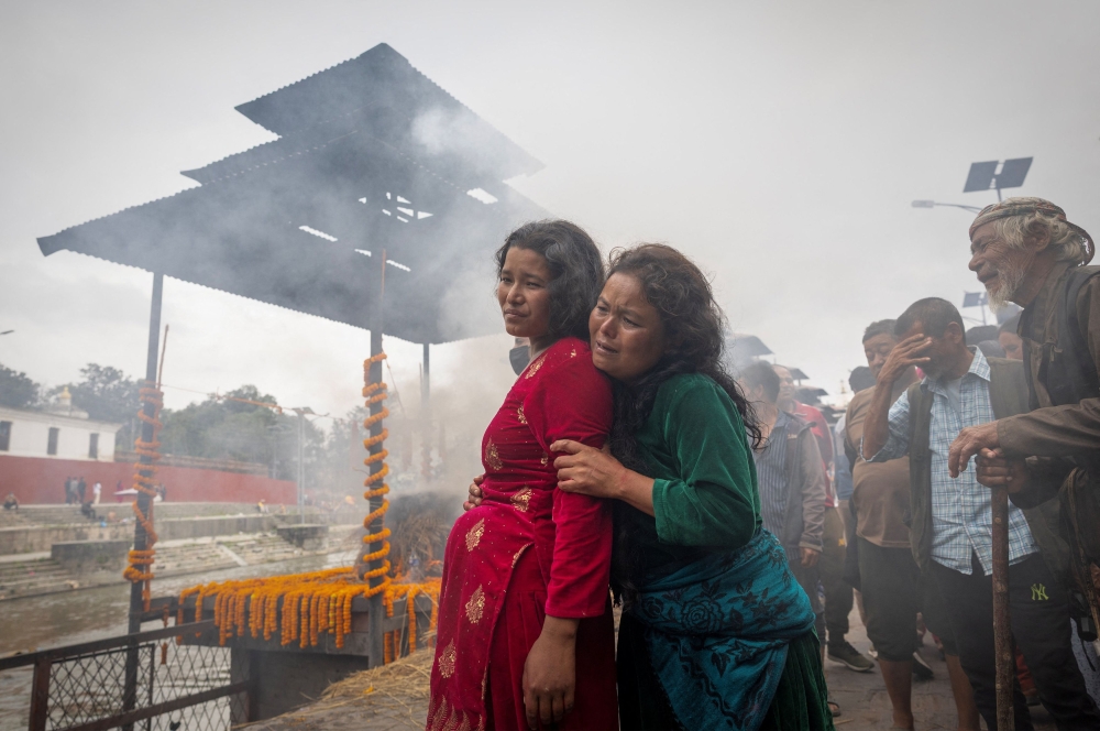 Death toll hits 72 in Nepal unrest as bodies discovered in torched buildings