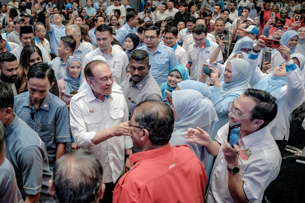 Anwar: Honour Malaysia Day by upholding unity, justice and national dignity