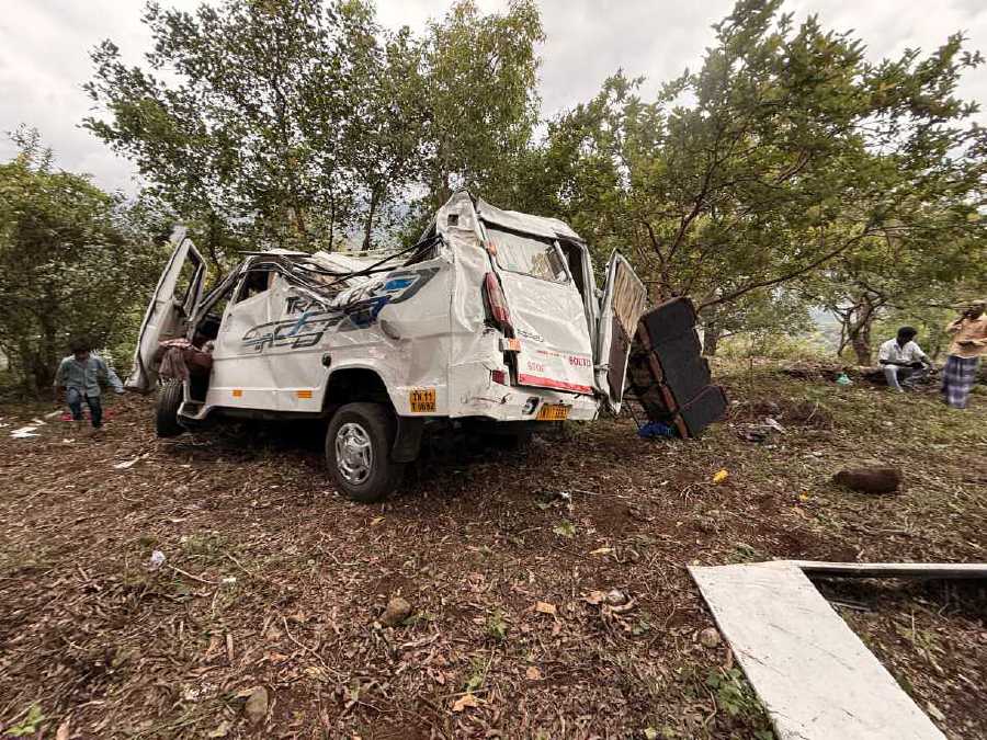 12 Malaysians injured as van plunges into ravine in India