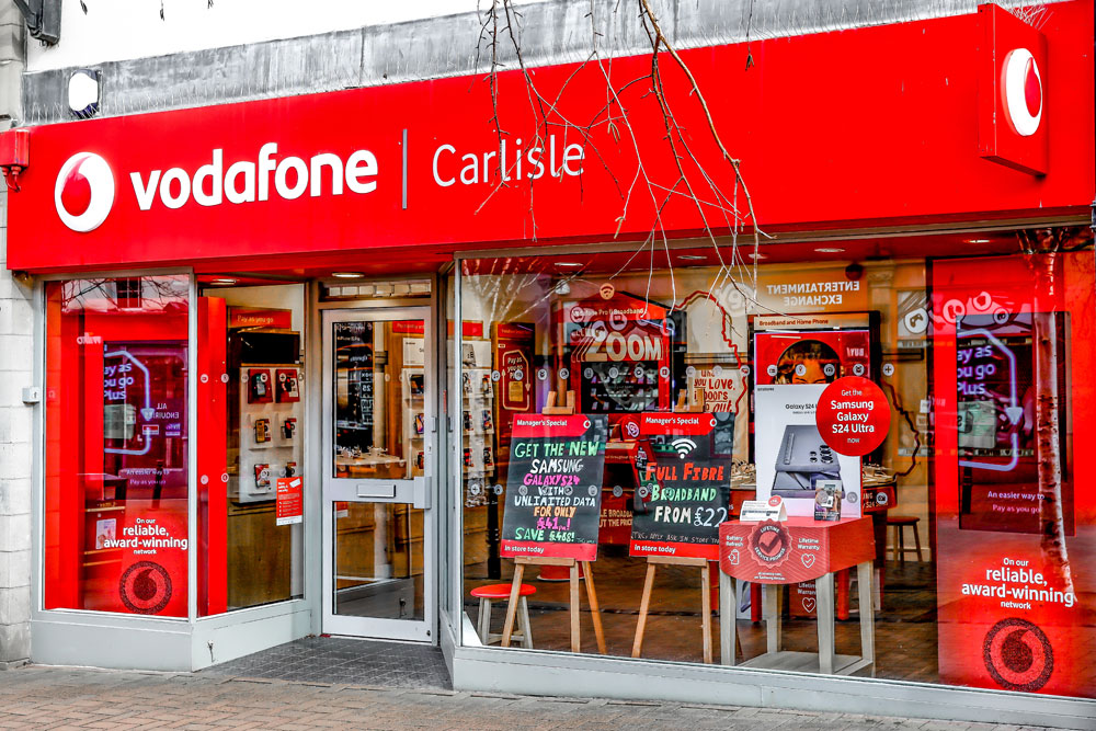 Vodafone taps Ericsson, Nokia for $2.7b network rollout