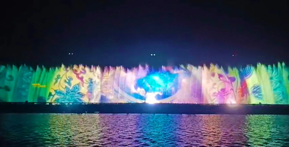 A Splash of Visual Brilliance