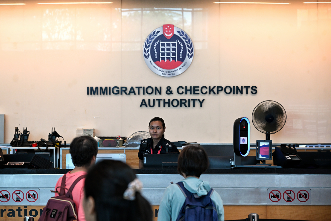 S’pore PRs without valid re-entry permit to get 6 months to apply before losing status from Dec 1