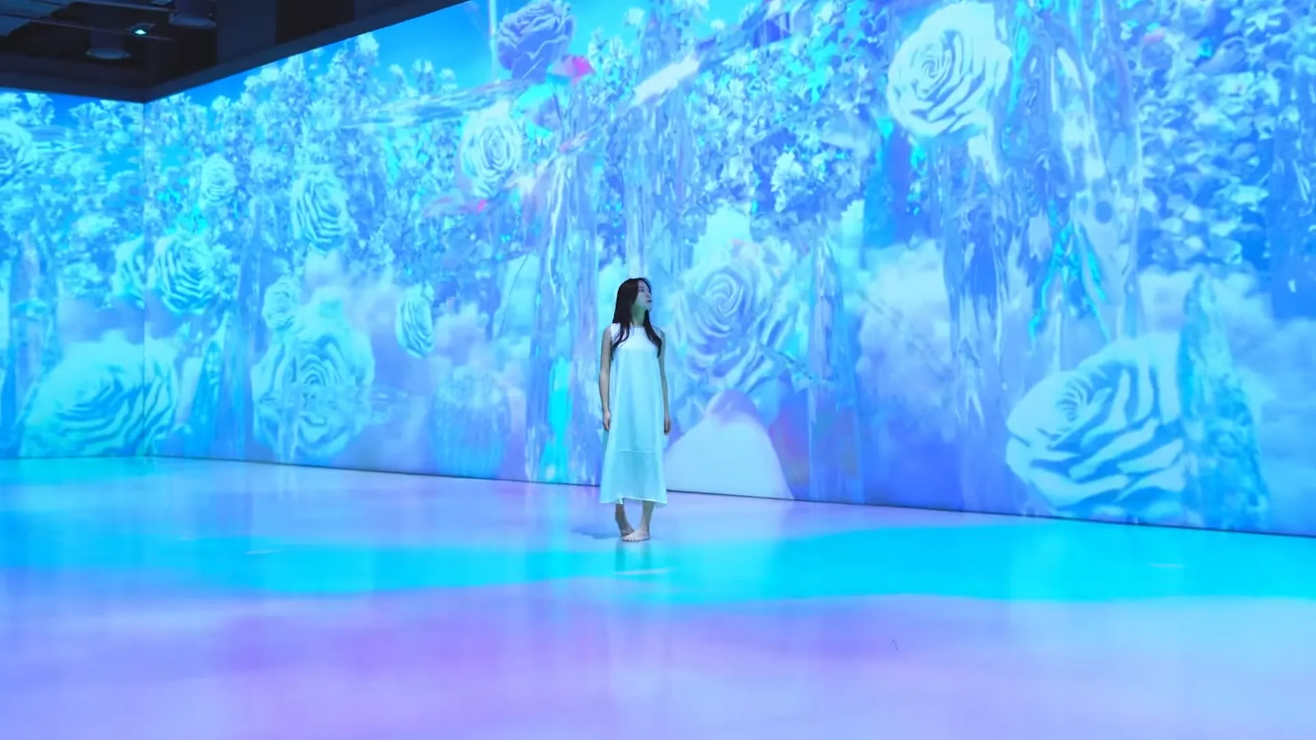 Tumble down the rabbit hole at this trippy new ‘Alice in Wonderland’ exhibition in Singapore
