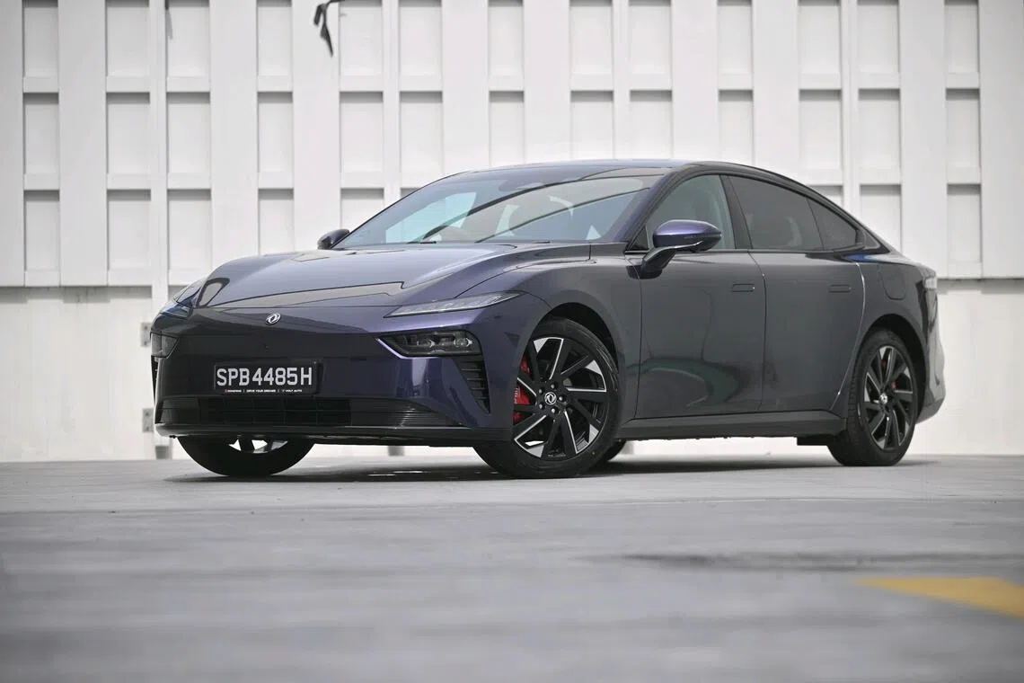 Car review: More stirred than shaken in Dongfeng 007