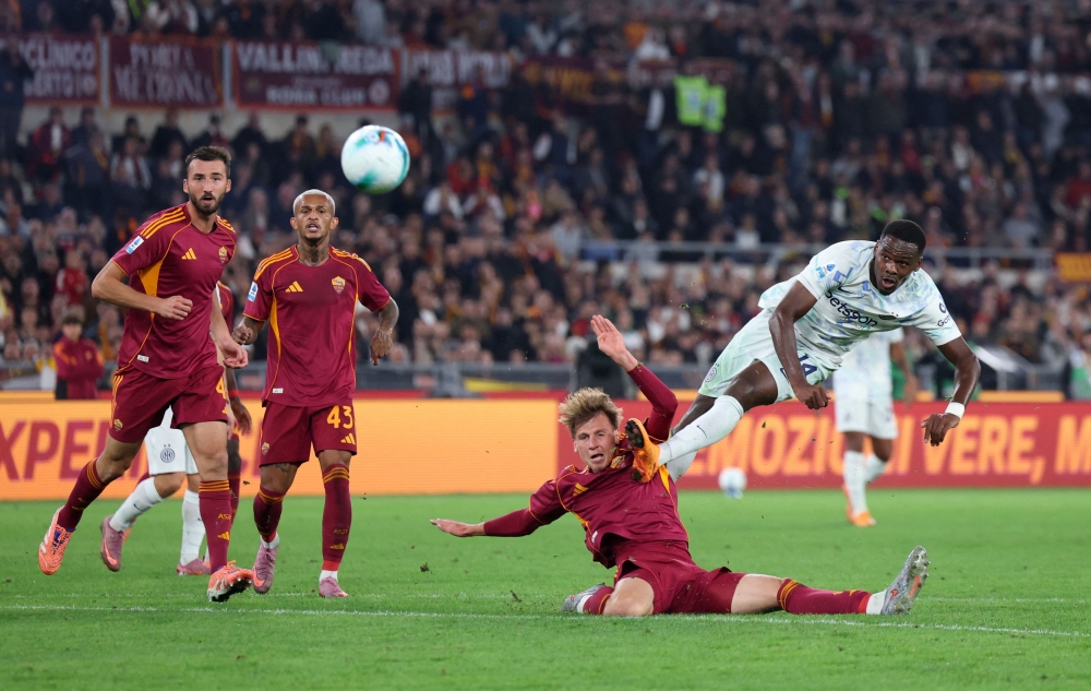 Inter sink Roma as Bonny’s early goal creates deadlock at Serie A summit