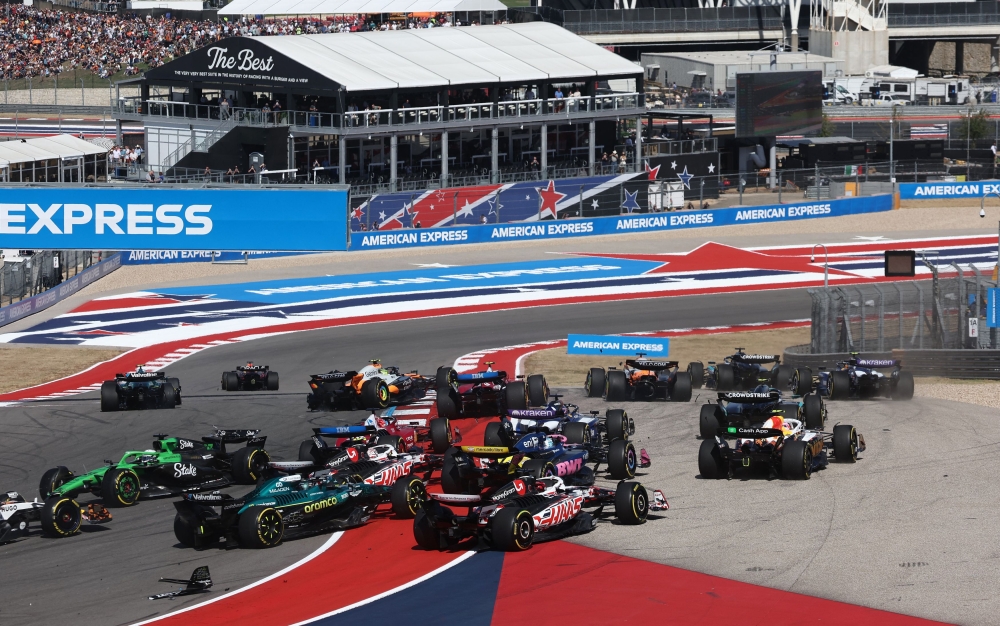 Piastri refuses to blame Norris after costly McLaren smash in Texas