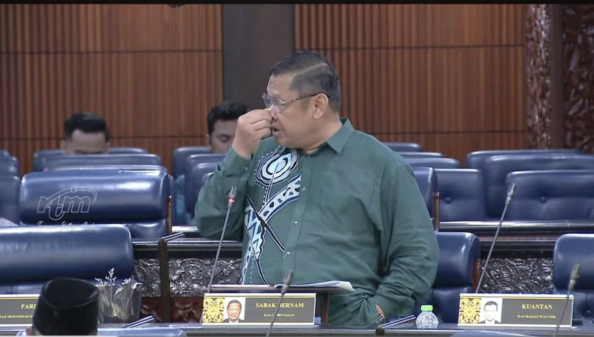 M’sian MP Wants National Monument To Look More Asian, Proposes Facial Touch-up